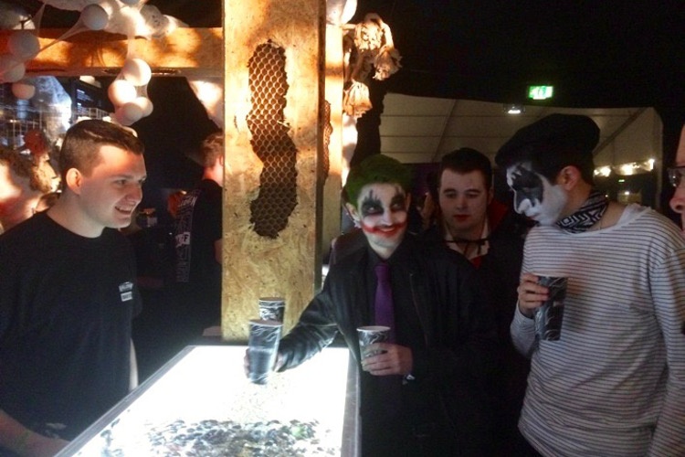 Vevo Halloween 2016 Bug Bar